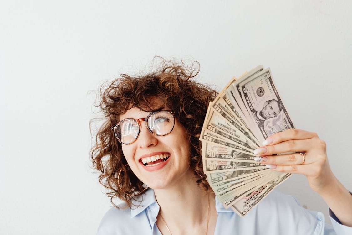 How do influencers make money