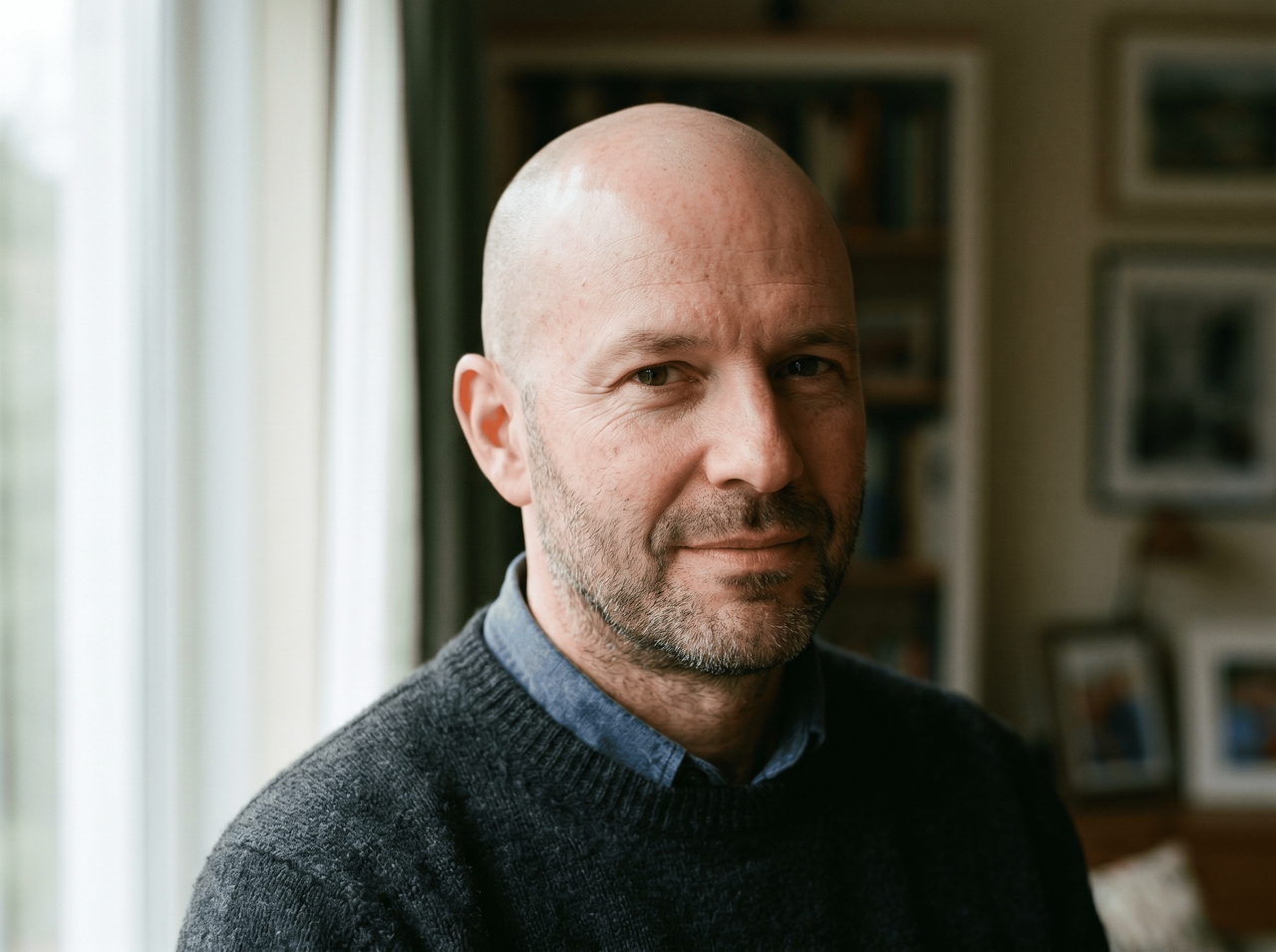 Get the bald photo filter online using AI